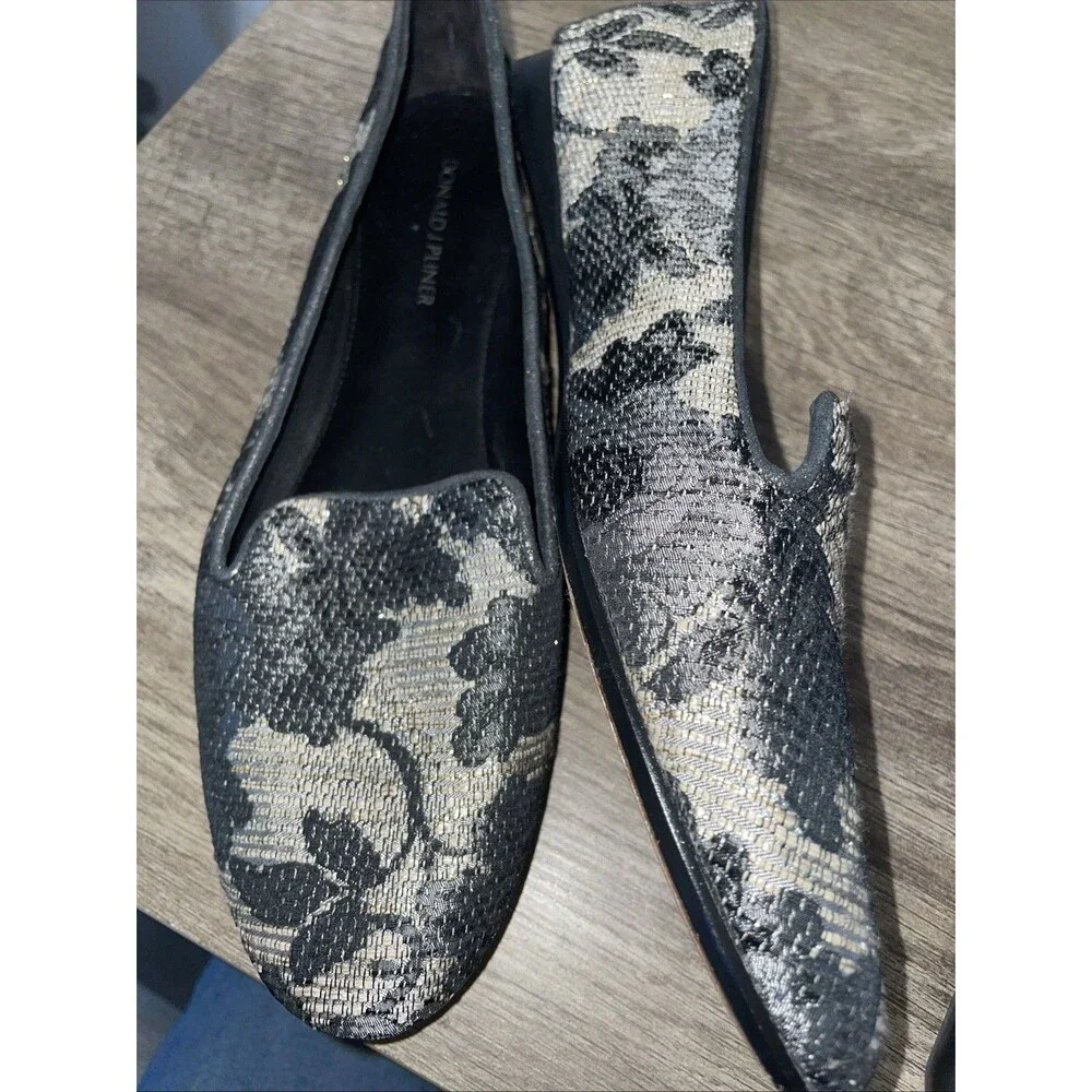 Donald Pliner Women's Metallic Brocade Slip On Shoes Size 11M Dendasp